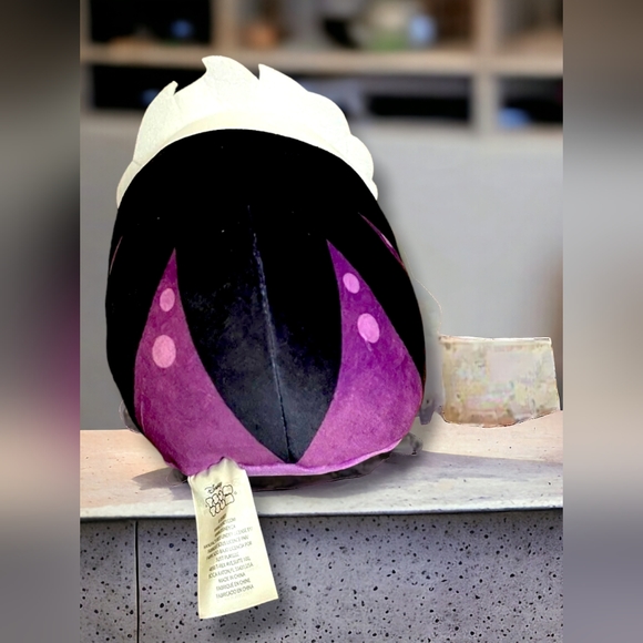 Disney Ursula Tsum Tsum Plush - Picture 4 of 6